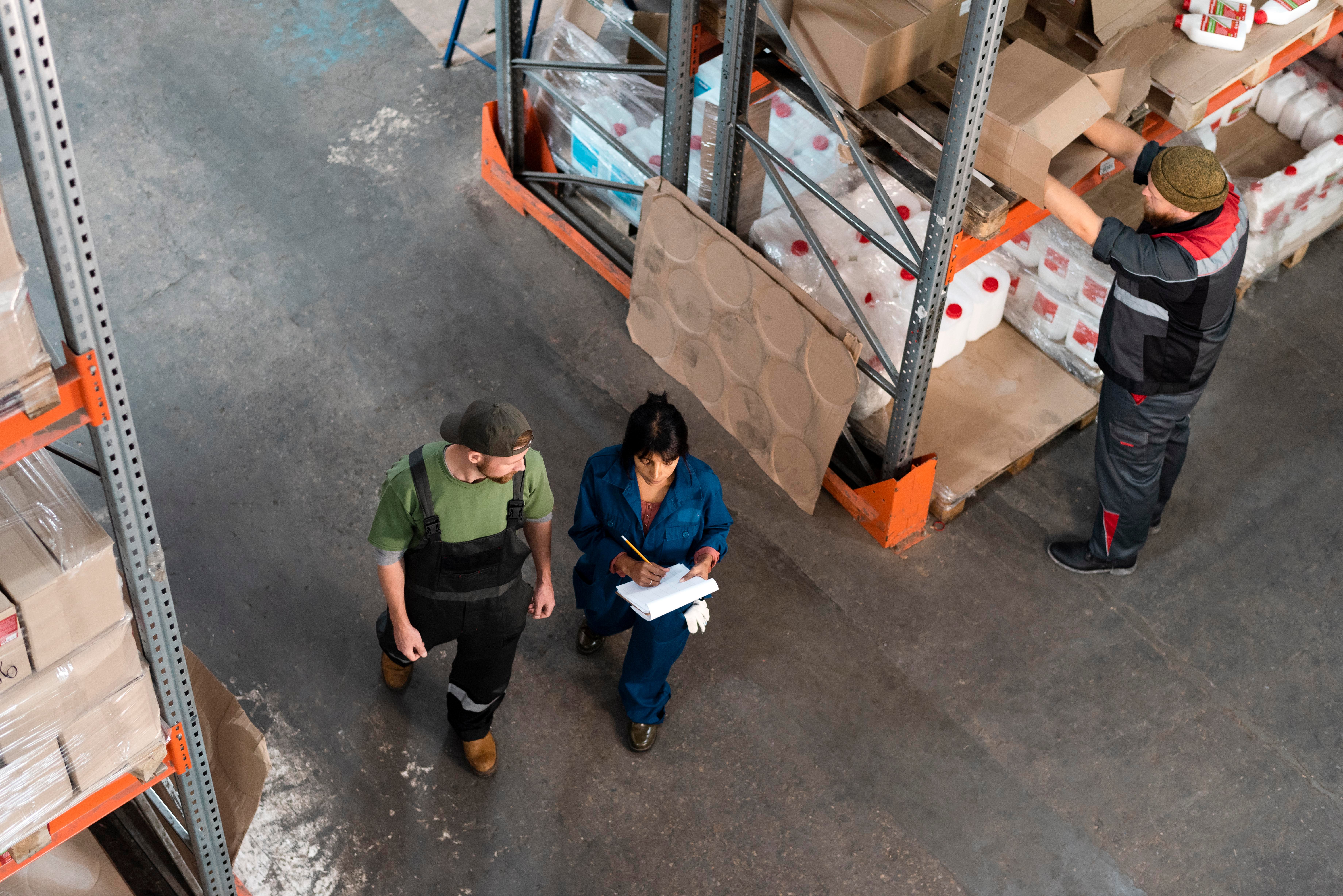 people-working-together-warehouse